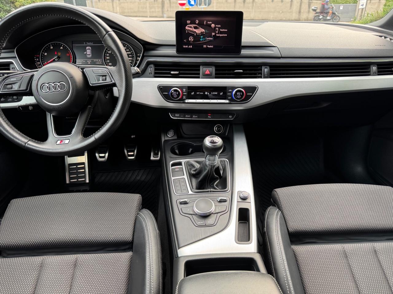 Audi A4 S-line