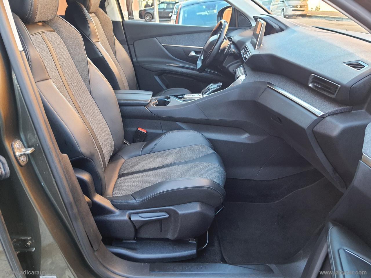 PEUGEOT 3008 BlueHDi 130 S&S EAT8 Allure