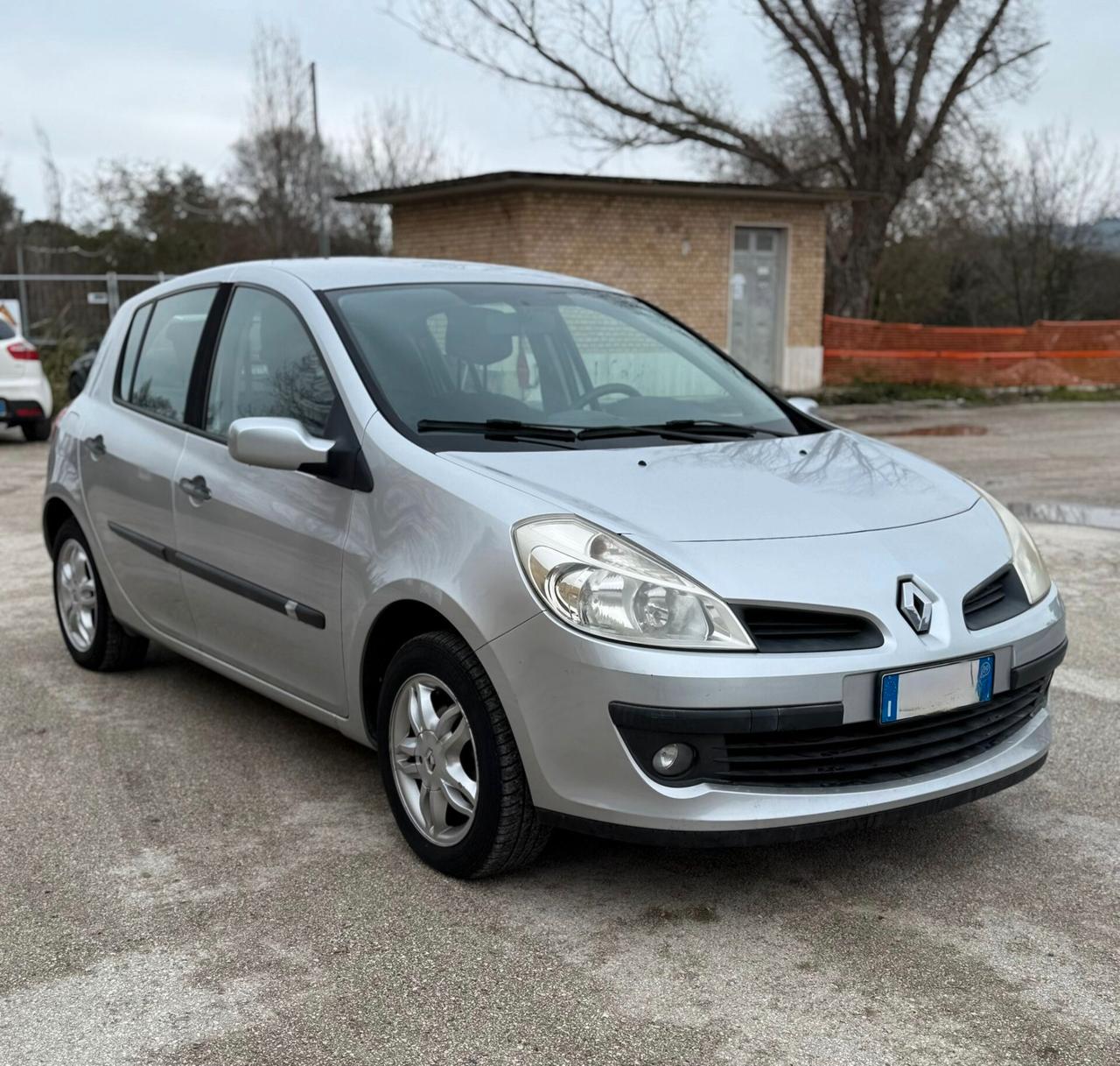 Renault Clio 1.2 GPL 140.000 KM OK NEOPATENTATI