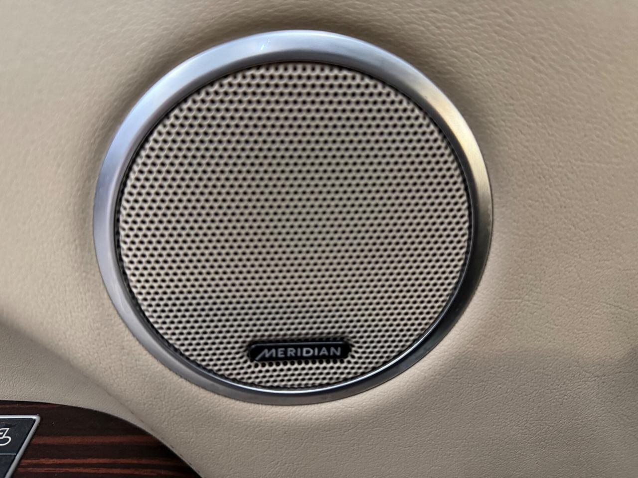 Land Rover Range Rover Vogue 3.0TDV6 black edition