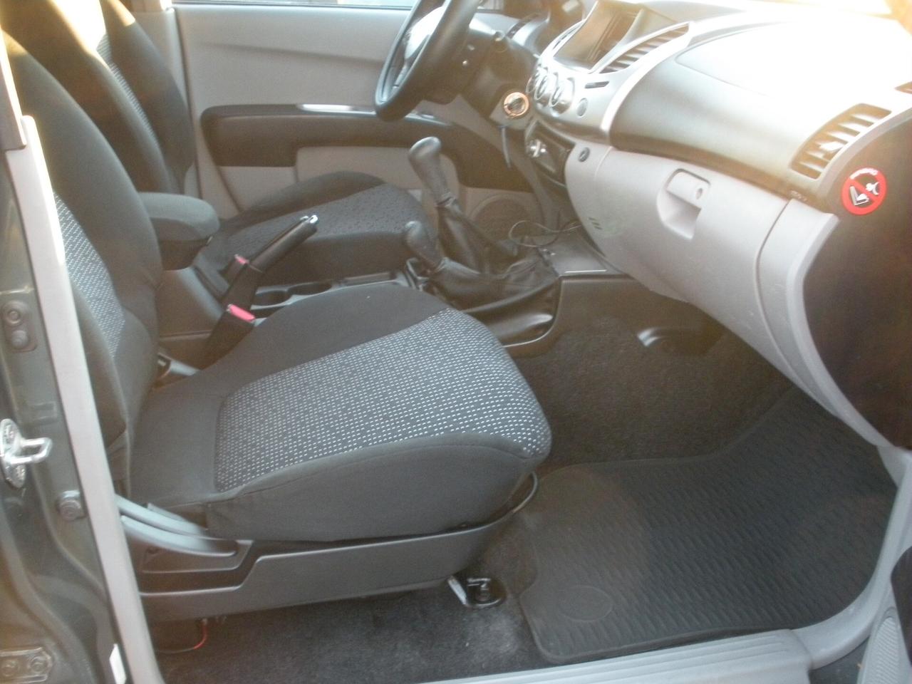 Mitsubishi L200 2.5 DI-D/136CV DC Intense DPF