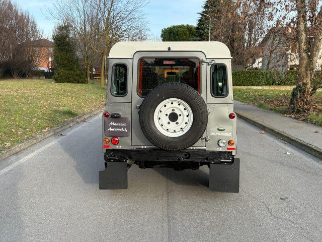 LAND ROVER Defender 90 2.4 S TD4 Station Wagon