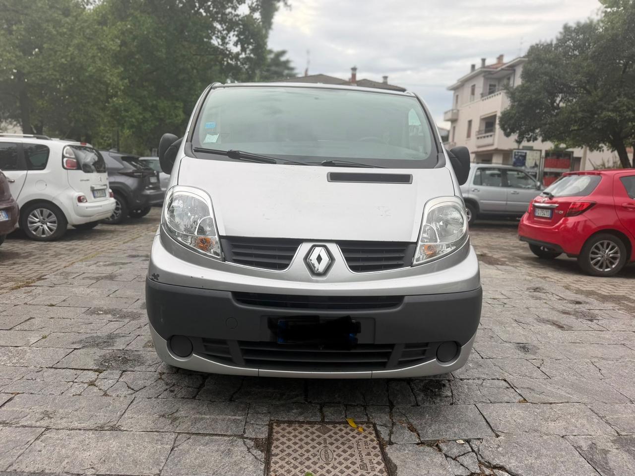 Renault Trafic T29 2.0 dCi/115 PL-TN Passenger 9 posti