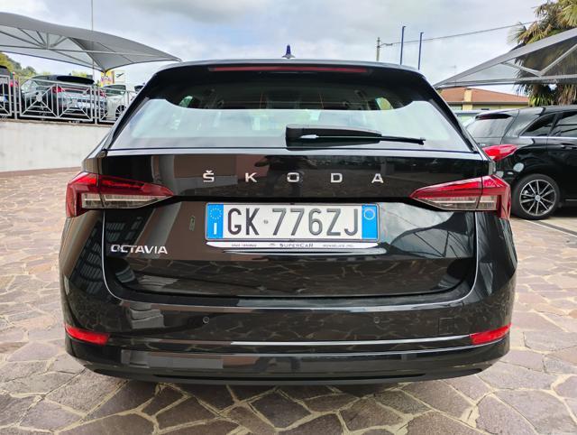 SKODA Octavia 2.0 TDI EVO SCR Wagon Executive DSG