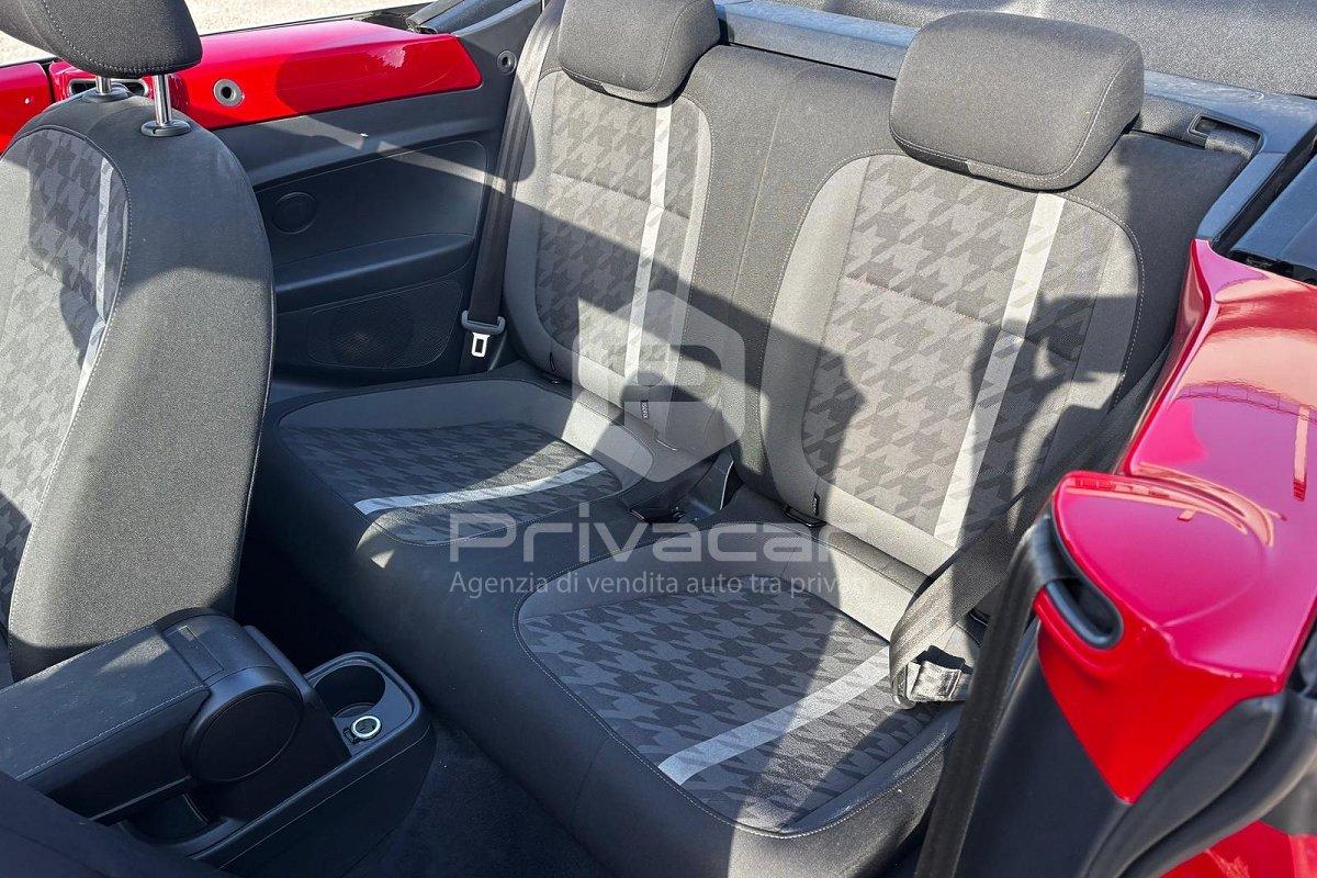 VOLKSWAGEN Maggiolino Cabrio 2.0 TDI Design BlueMotion Technology