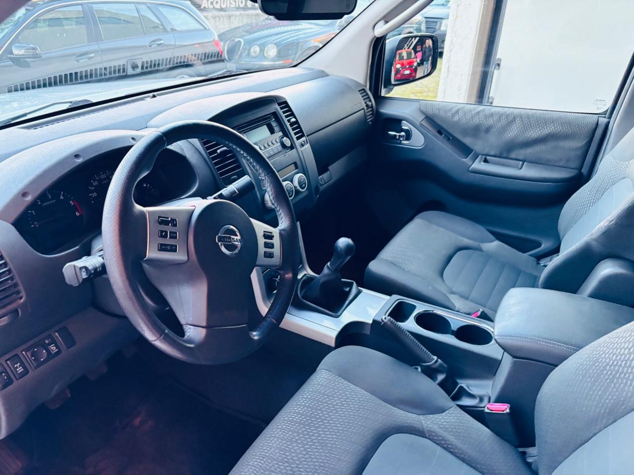 Nissan Navara 2.5 dCi 190CV 4 porte King Cab corta