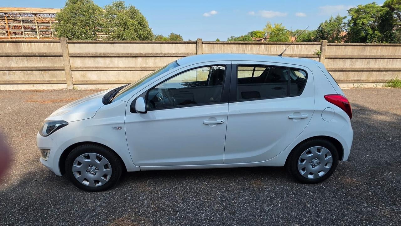 Hyundai i20 1.2 5p. Sound Edition