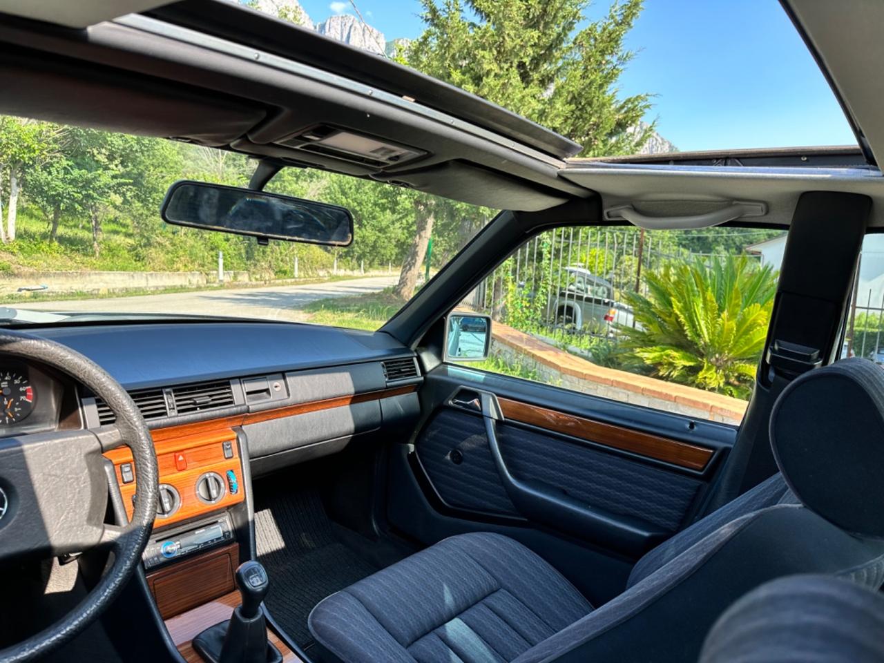 Mercedes w124 2.0 8 valvole gpl in perfetto stato