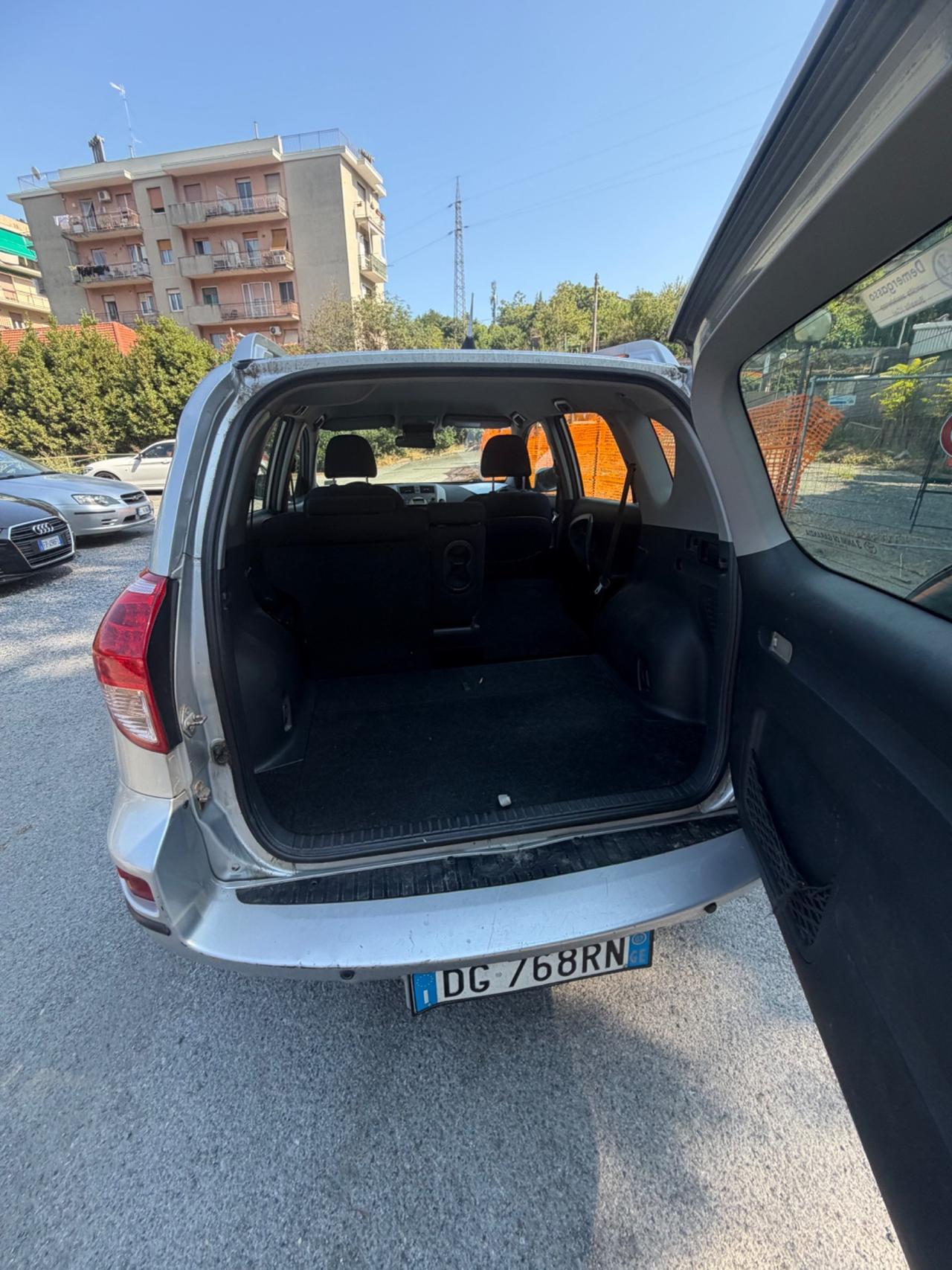 Toyota RAV 4 RAV4 2.2 D-4D 136 CV Luxury