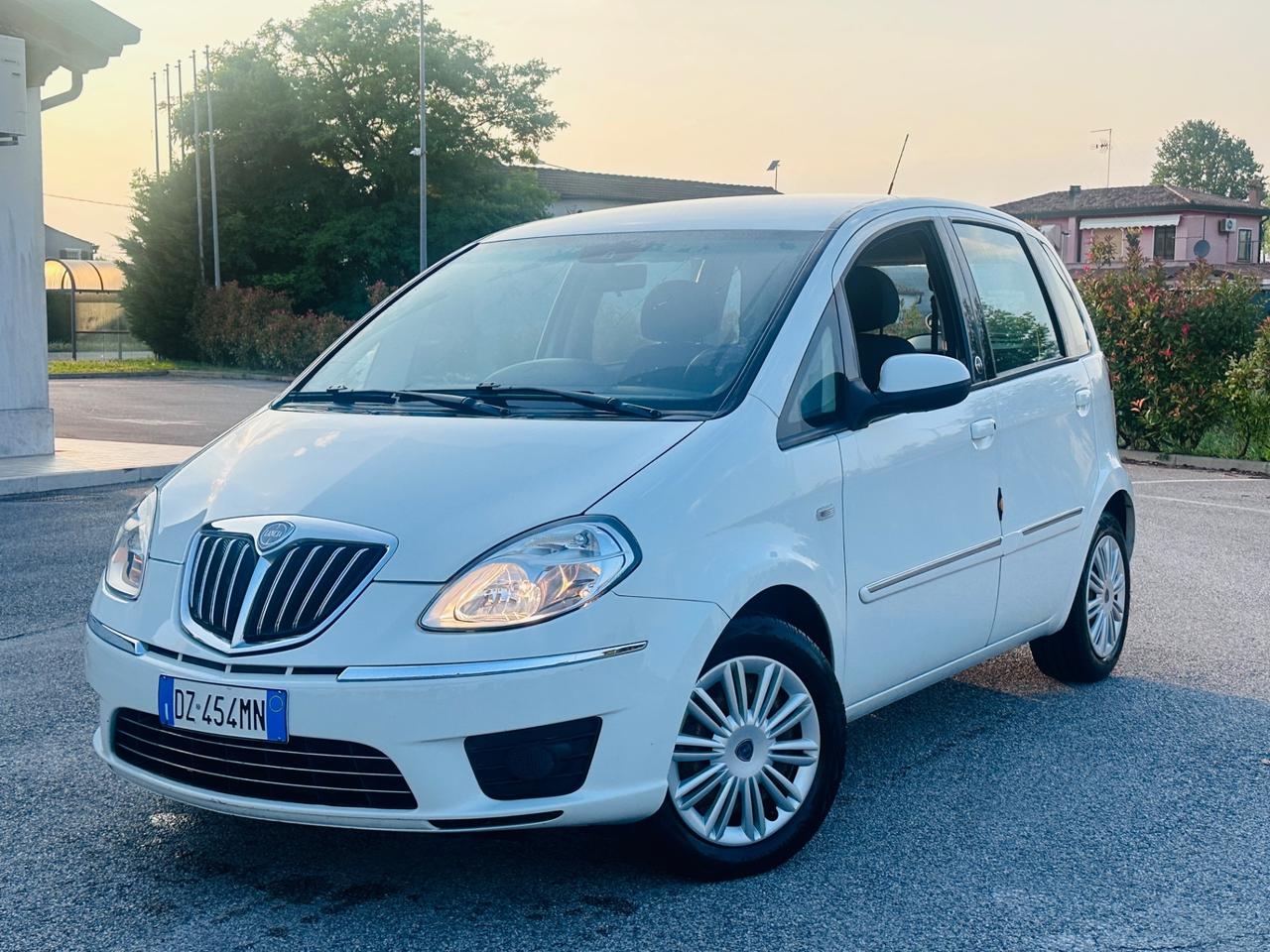 Lancia MUSA 1.4 Oro Ecochic GPL