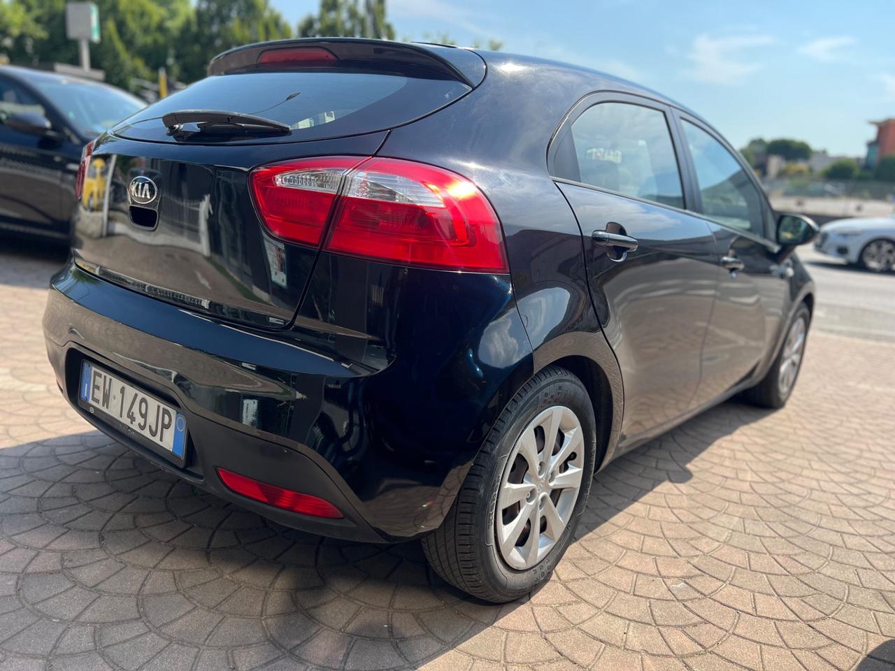 Kia Rio 1.2 benzina - adatta anche a neopatentati