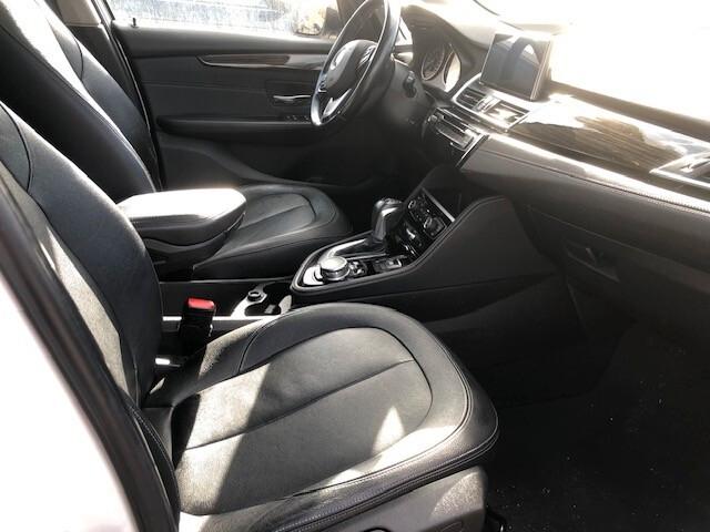 Bmw 2er Active Tourer 218d Luxury