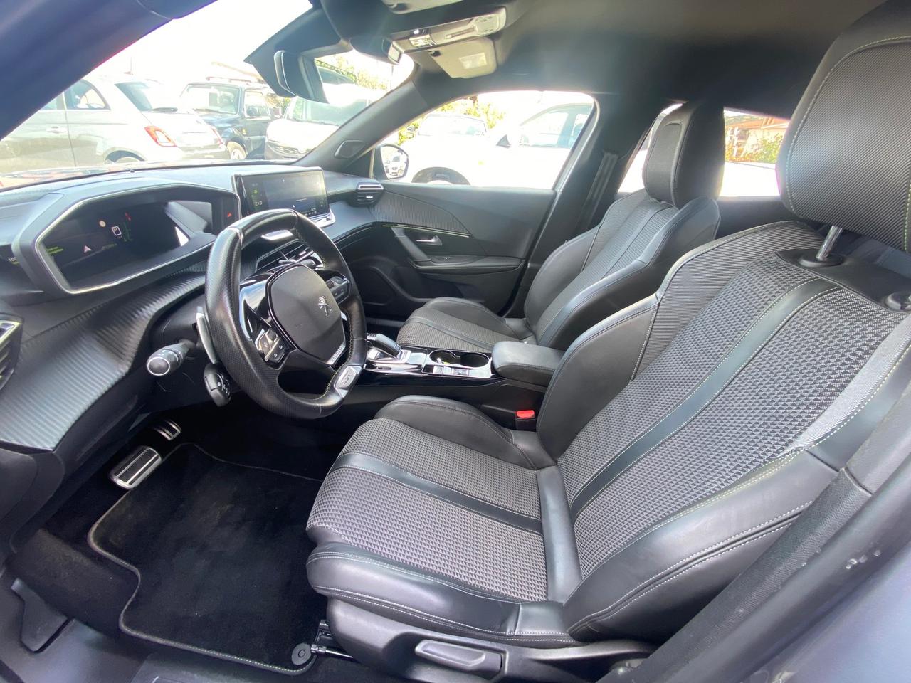 Peugeot 2008 1.5 BlueHDi 130cv S&S EAT8 GT Line