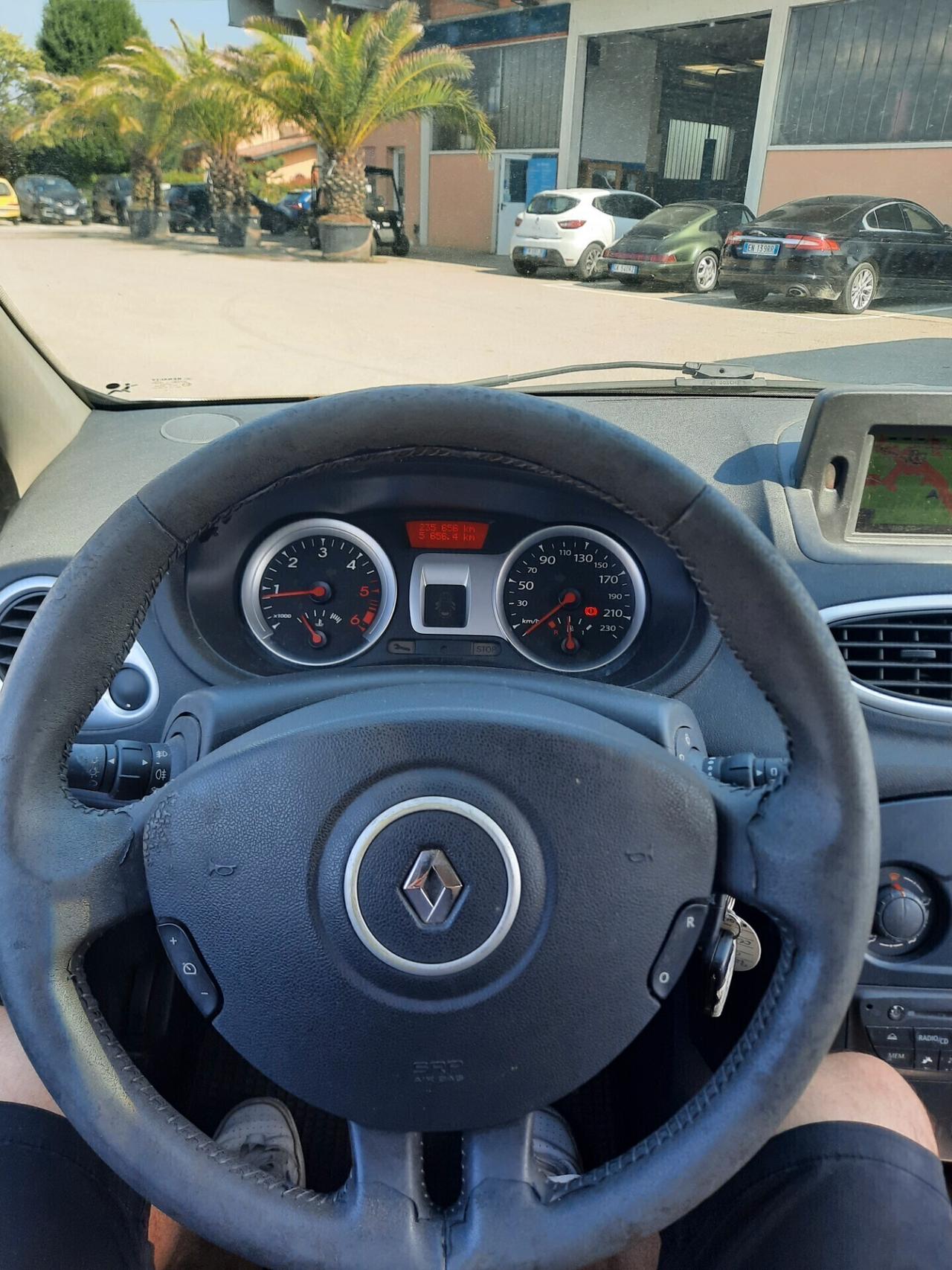 Renault Clio 1.5 dCi 65CV 5 porte OK NEOPATENTATI