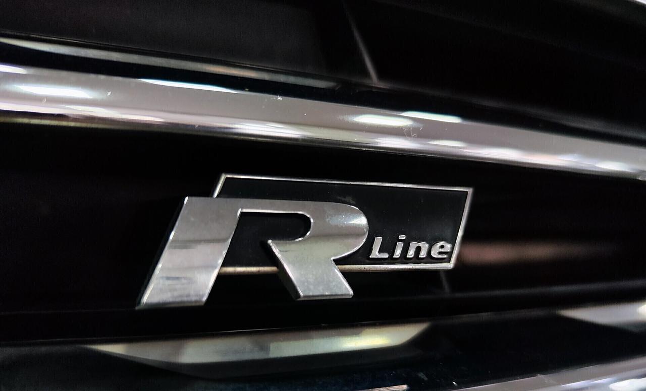 Volkswagen Tiguan 2.0 TDI 150cv DSG RLINE TETTO UNICO PROPRIETARIO