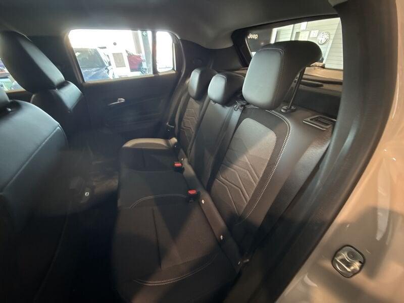 Jeep Avenger 1.2 Turbo Altitude