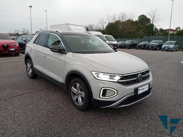 VOLKSWAGEN T-Roc 2.0 TDI SCR 150 CV DSG R-Line