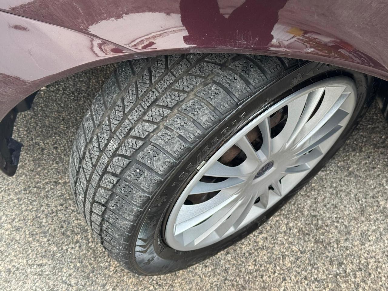 Lancia Ypsilon 1.3 MJT 75 CV Diva