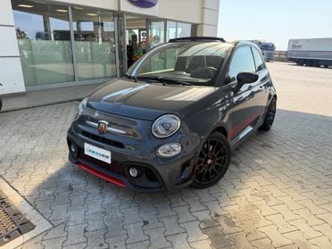 Abarth 695 C 1.4 Turbo T-Jet XSR Yamaha Limited Edition