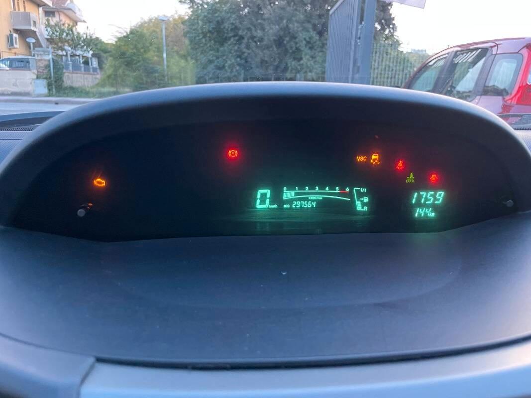 Toyota Yaris 1.4 d-4d c vsc+trc 5p