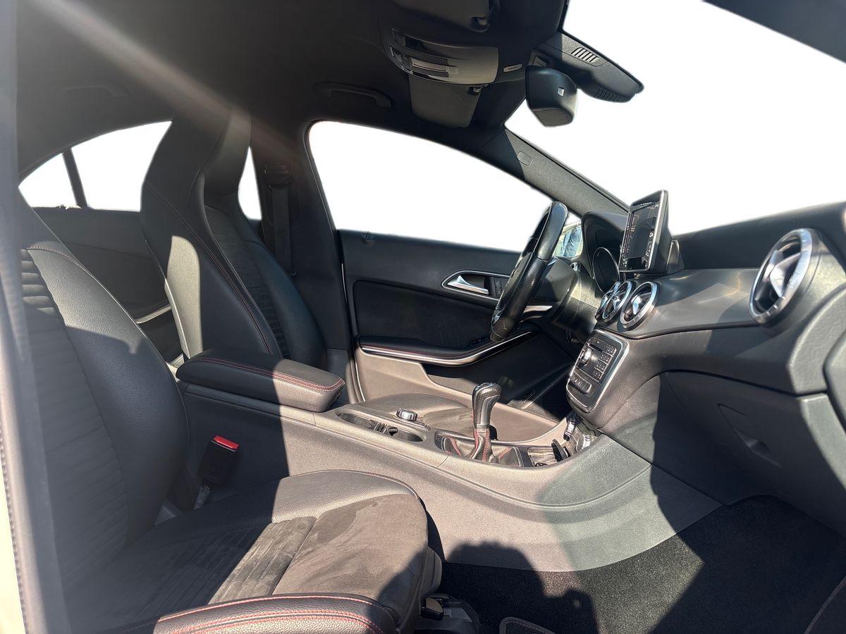 Mercedes-Benz CLA 180 d (cdi) Premium E6