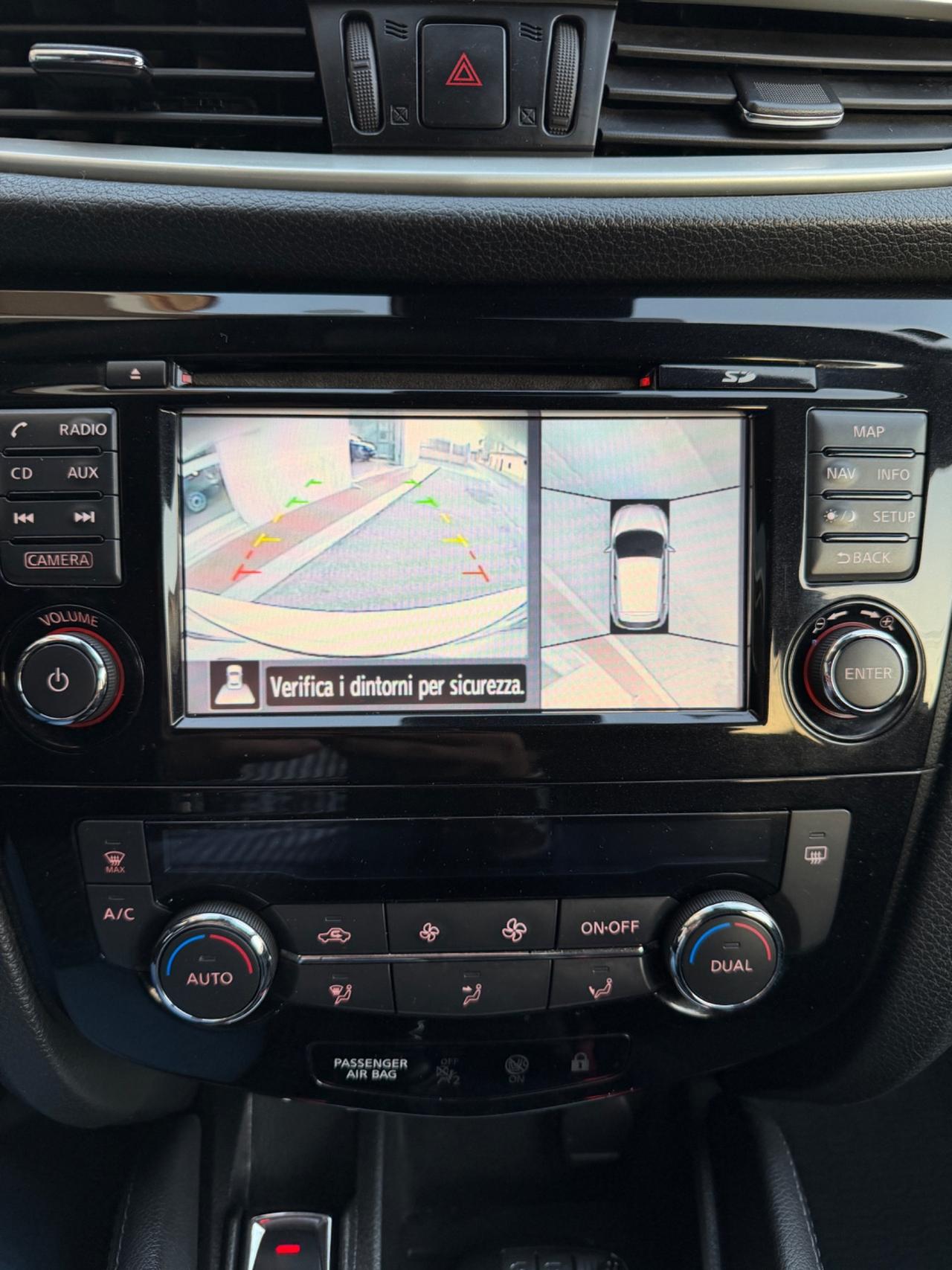 Nissan Qashqai 1.5 dCi N-Connecta