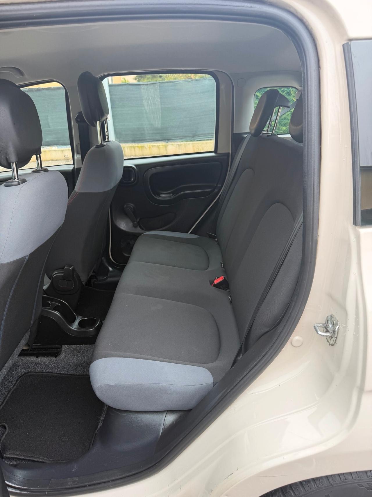 Fiat Panda 1.2 - NEOATENTATI - 12 MESI DI GARANZIA -