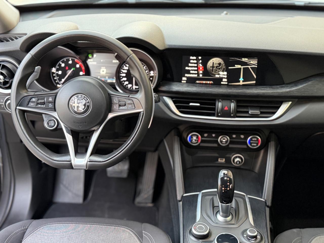 Alfa Romeo Stelvio 2.2 Turbodiesel 190 CV AT8 Q4 Sport-Tech CERCHIO 20’