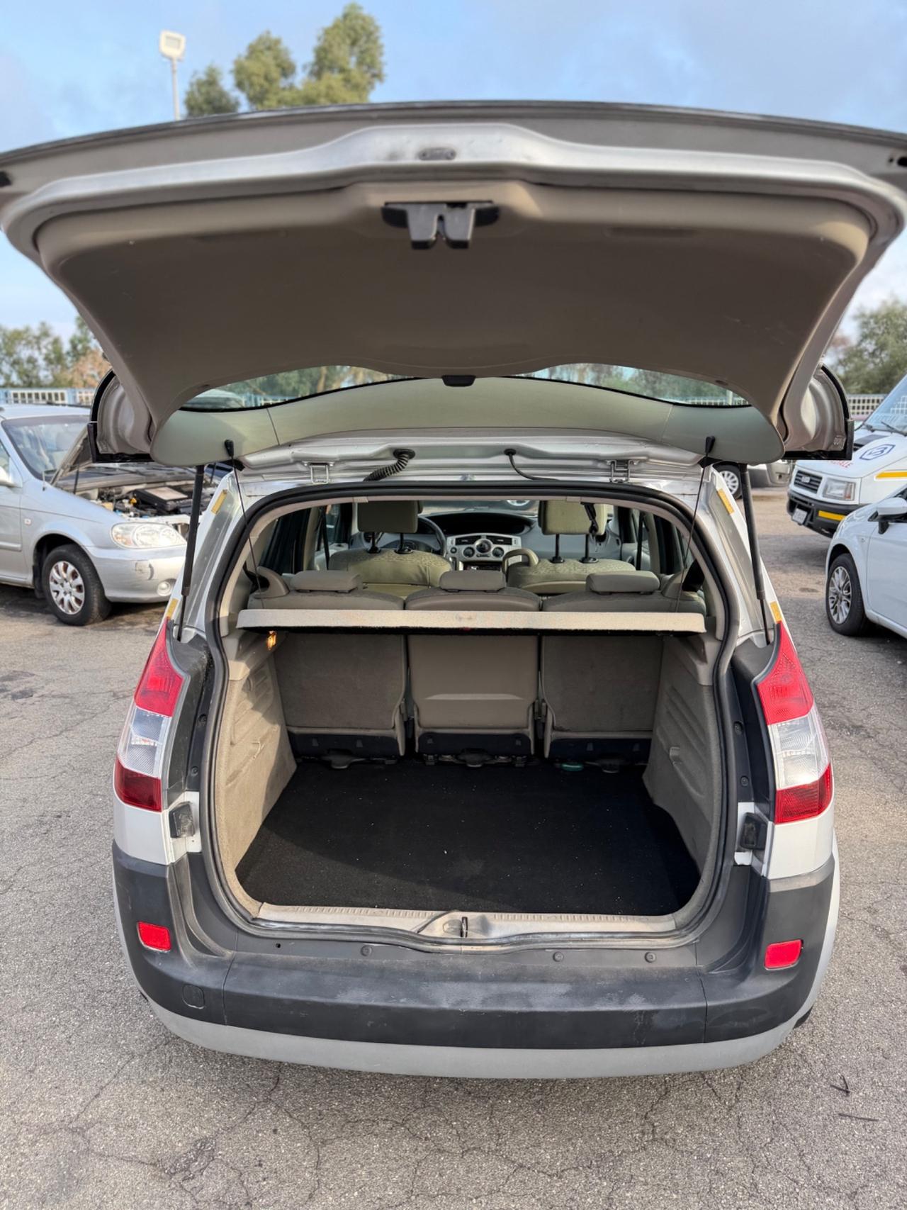 Renault Scenic Scénic 1.5 dCi/85CV Pack