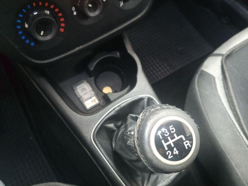 FIAT Grande Punto Punto 5p 1.4 natural power Actual 77cv