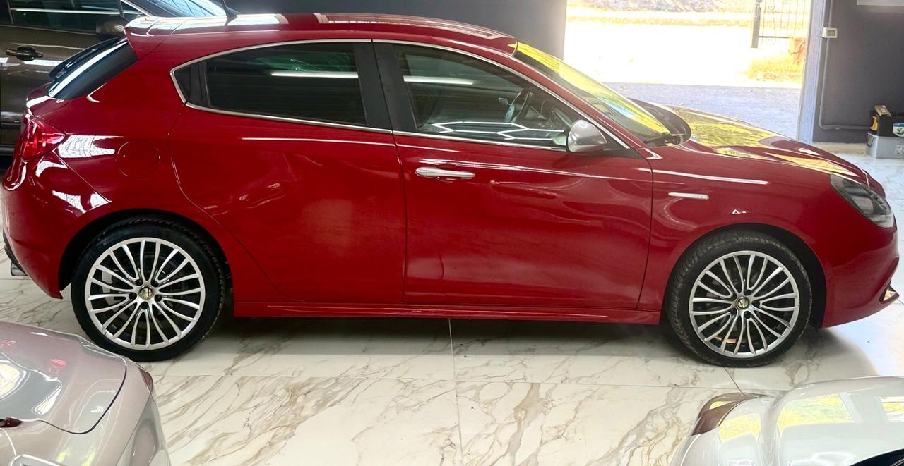 Alfa Romeo Giulietta 2.0 JTDm-2 140 CV Exclusive