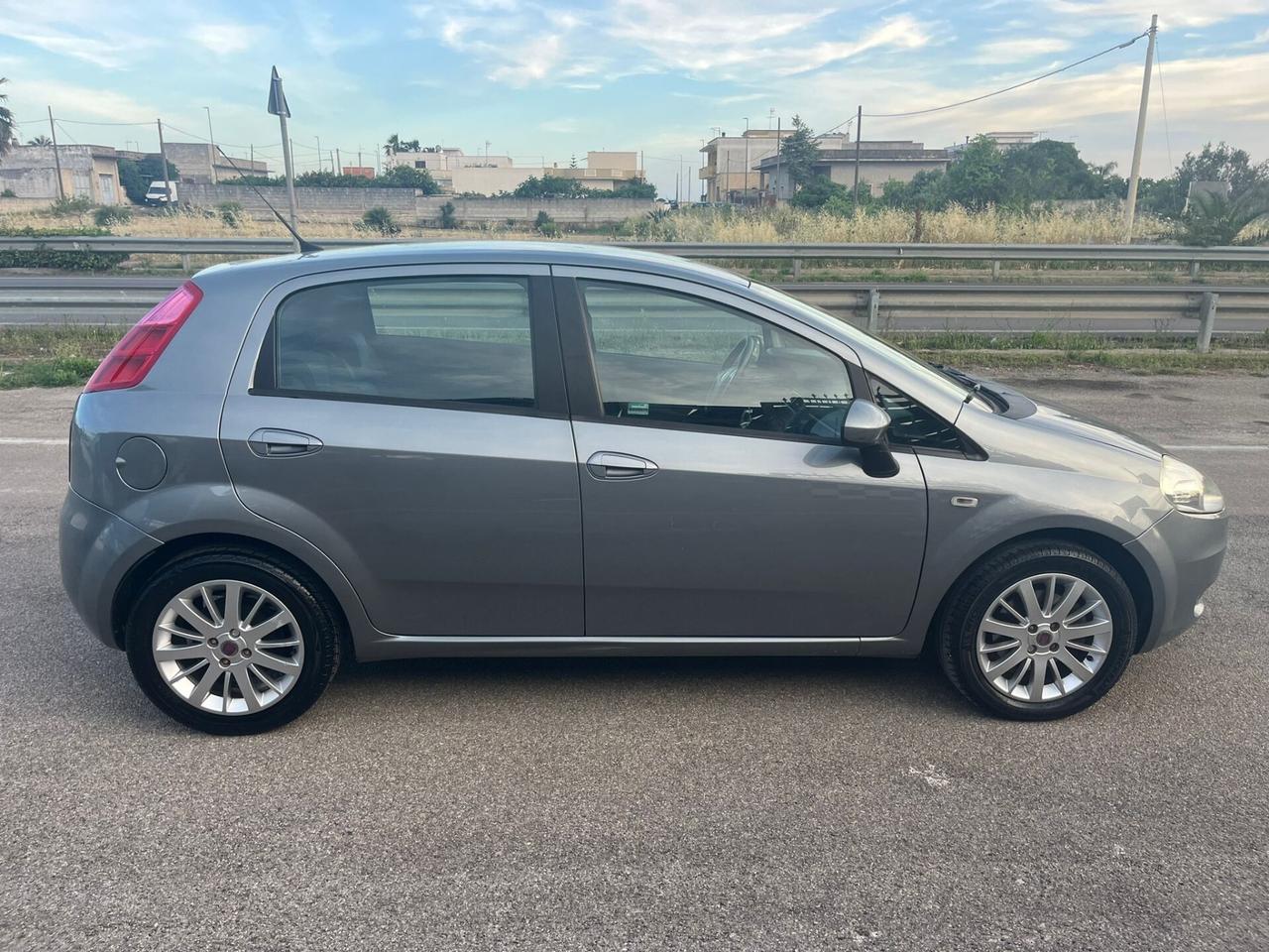 Fiat Grande Punto 1.3 MJT 5 porte Emotion Unipro 2009