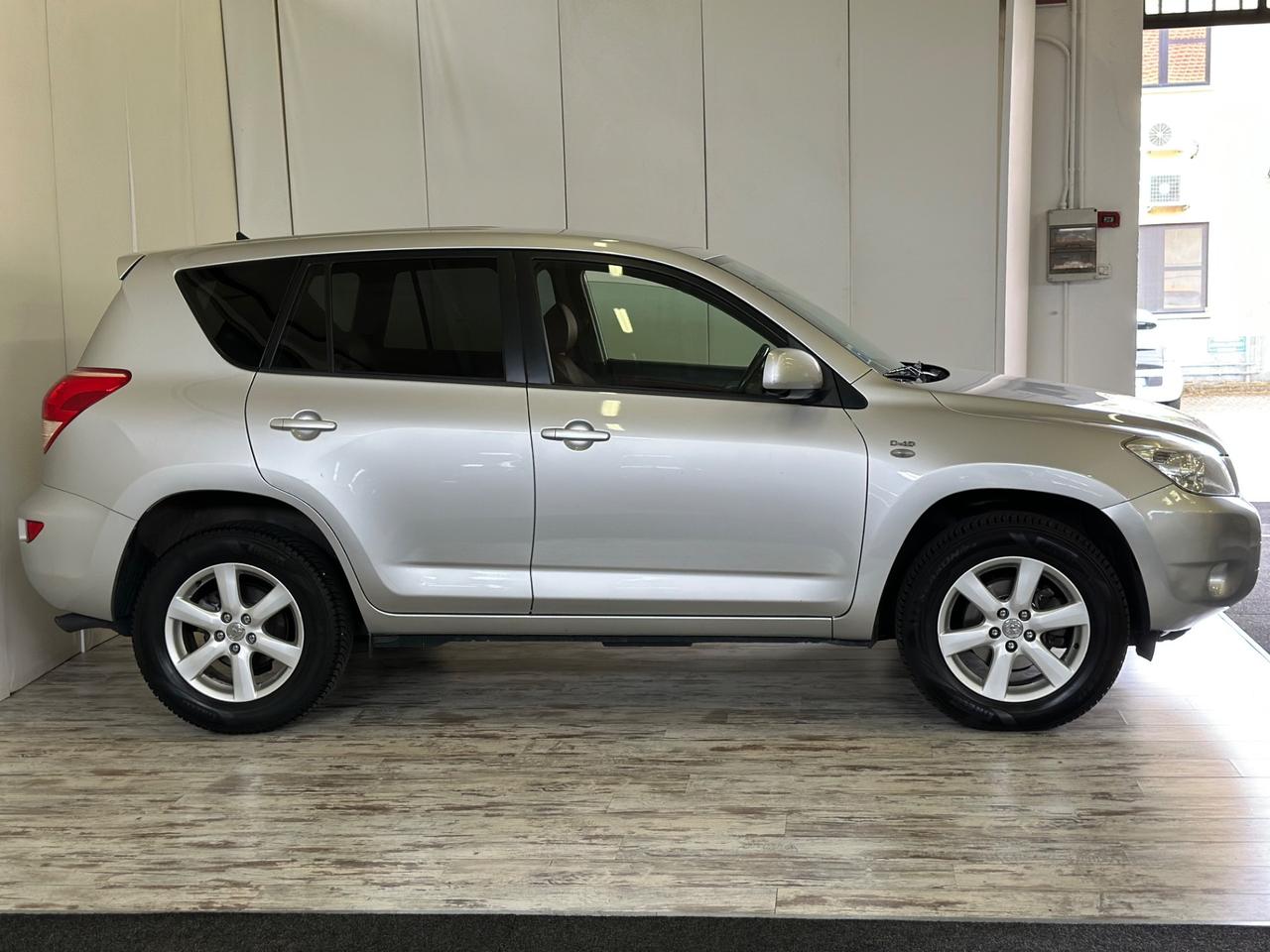 Toyota RAV4 2.2 D-4D 136 CV Sol
