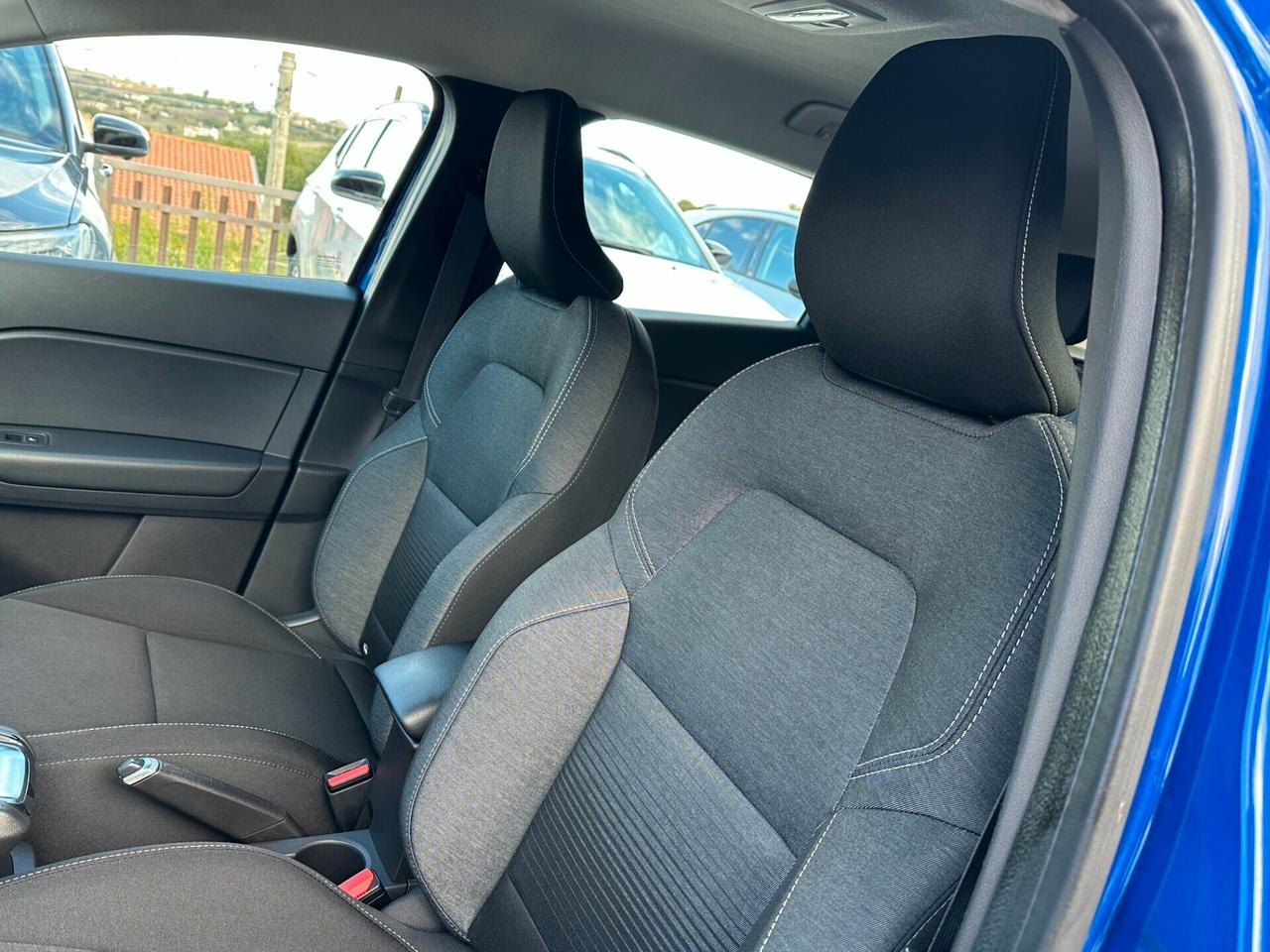 Renault Captur 1.5 BLUEDCI 95 cv. BUSINESS (Nav)