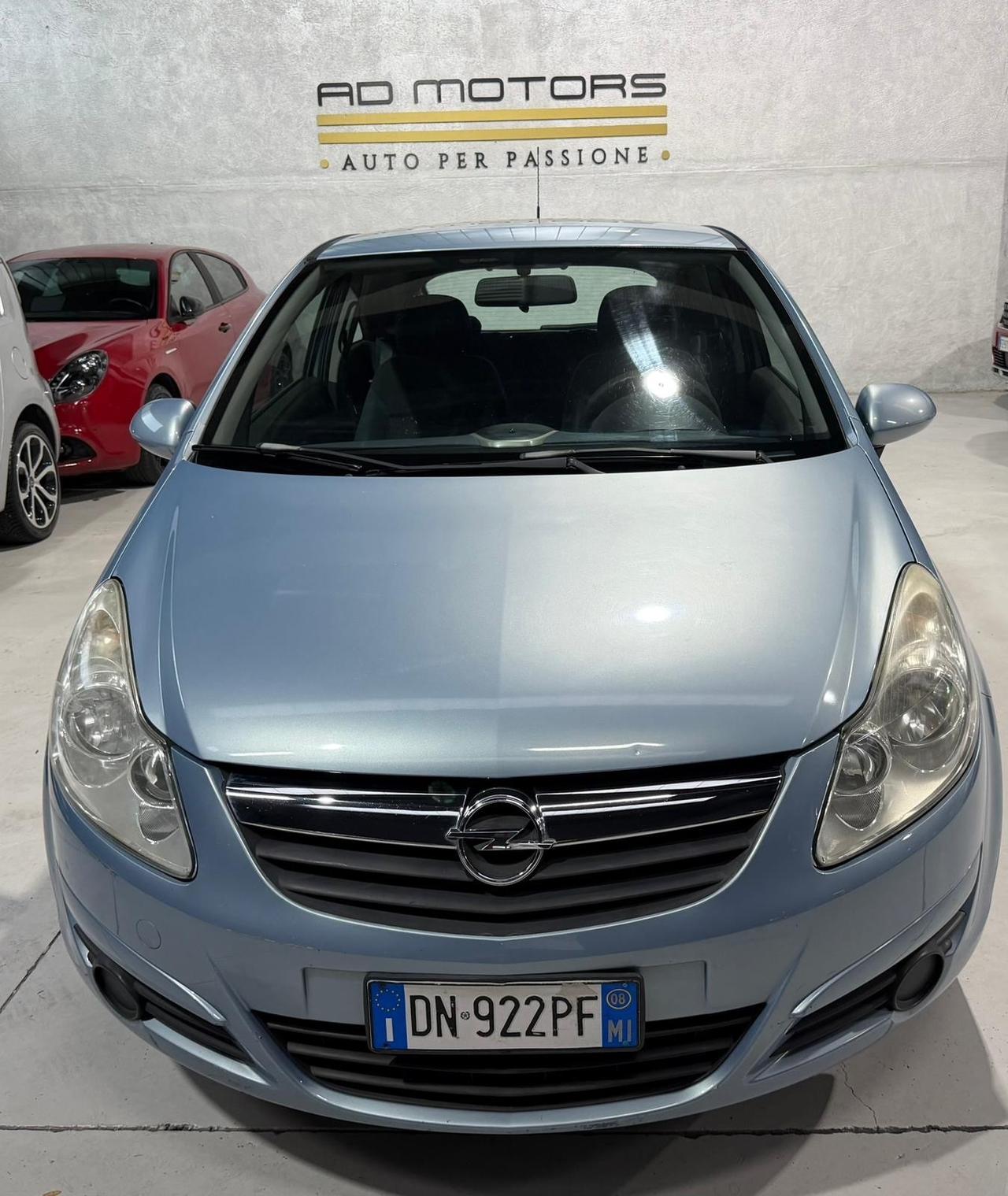 Opel Corsa Diesel 5 posti Neopatentati