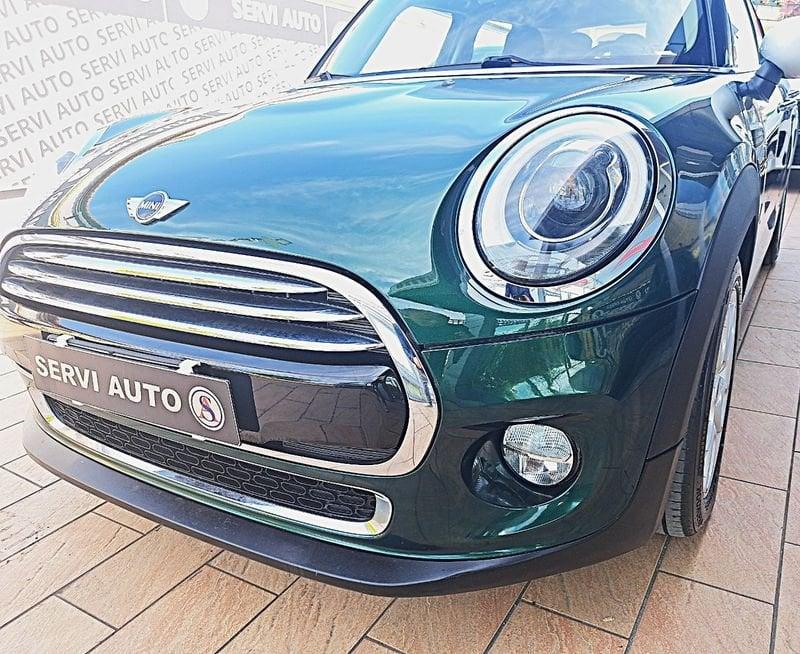 MINI Mini 5 porte 1.5 Cooper D 5p Business auto