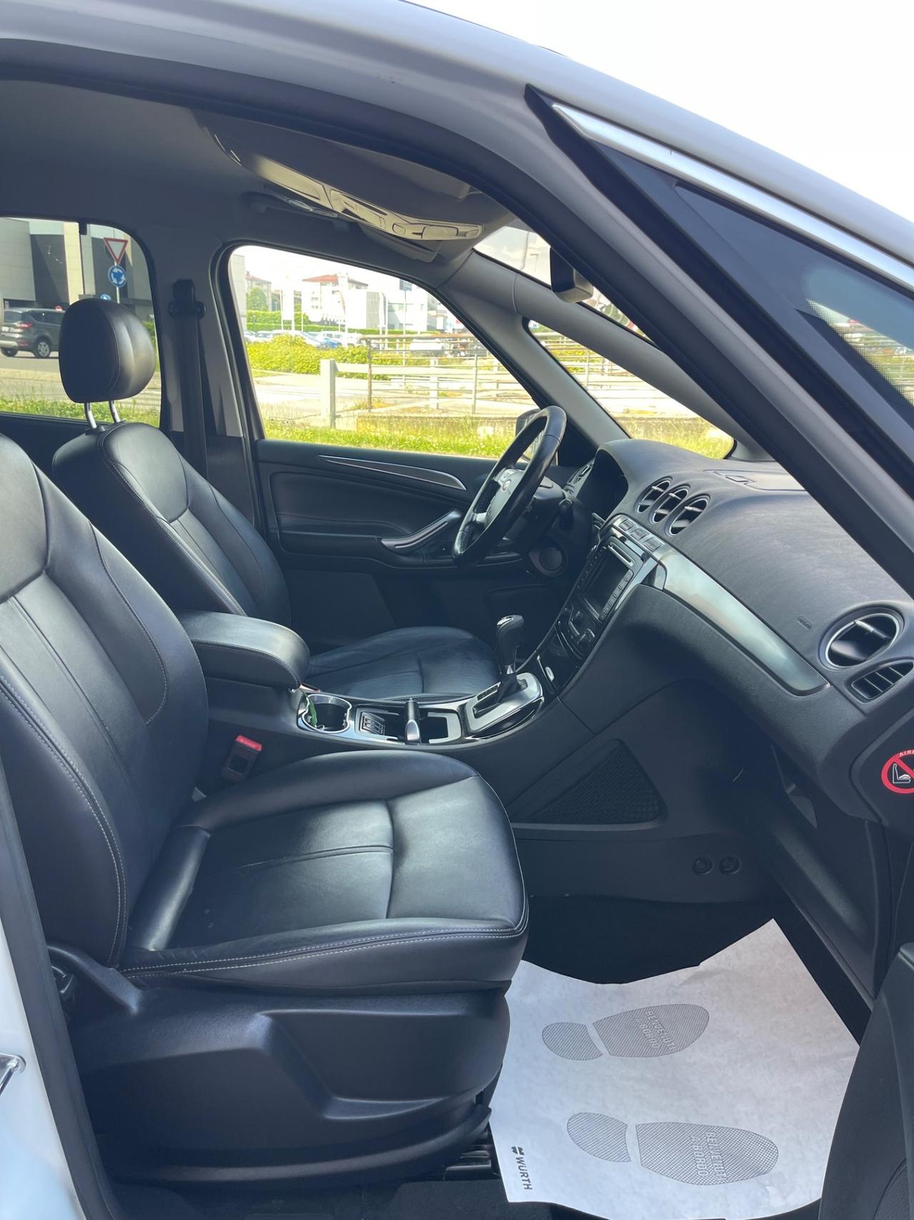 Ford S-Max 2.0 TDCi 163CV Powershift New Titanium