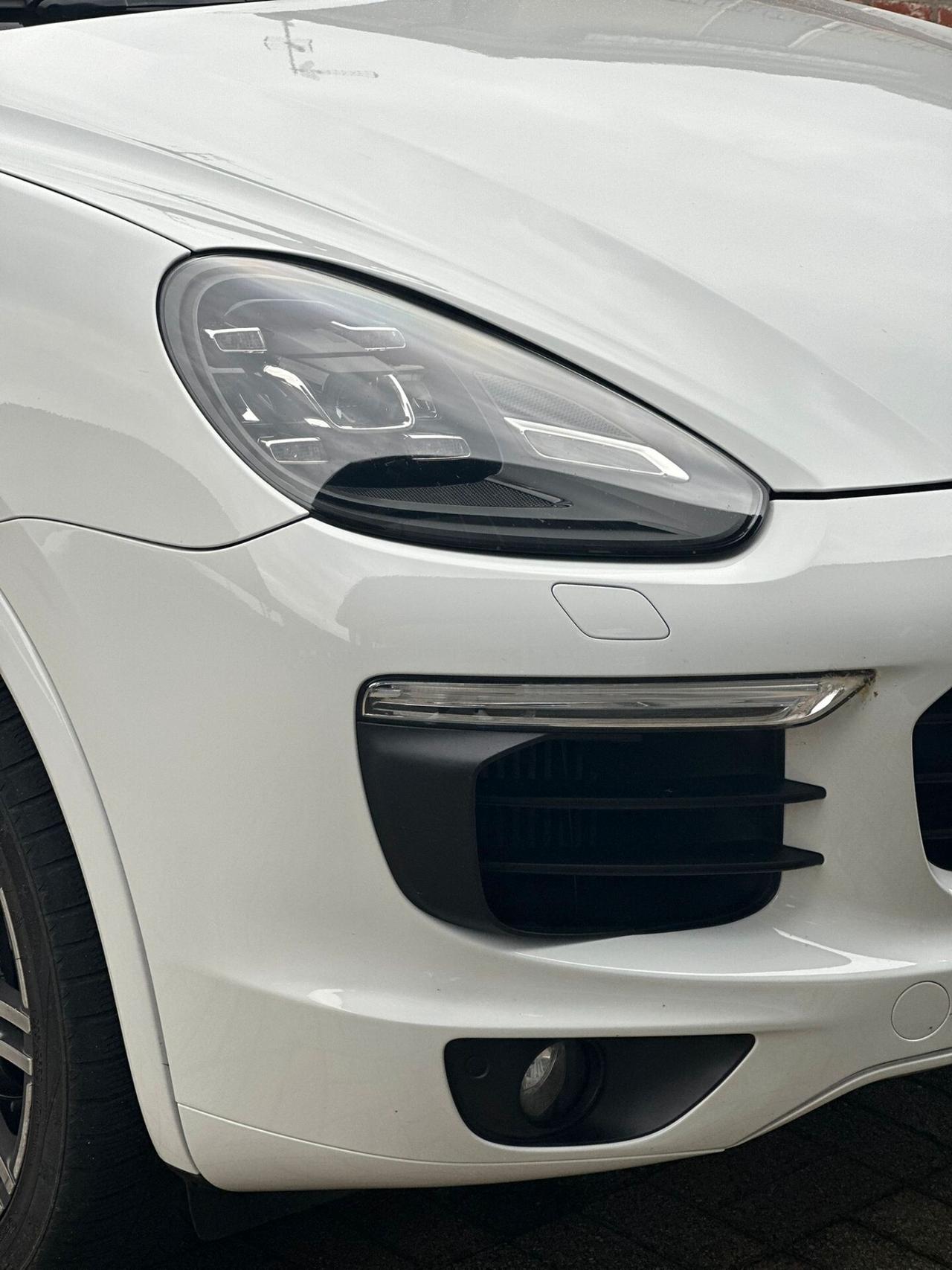 Porsche Cayenne 3.0 Diesel Platinum Edition