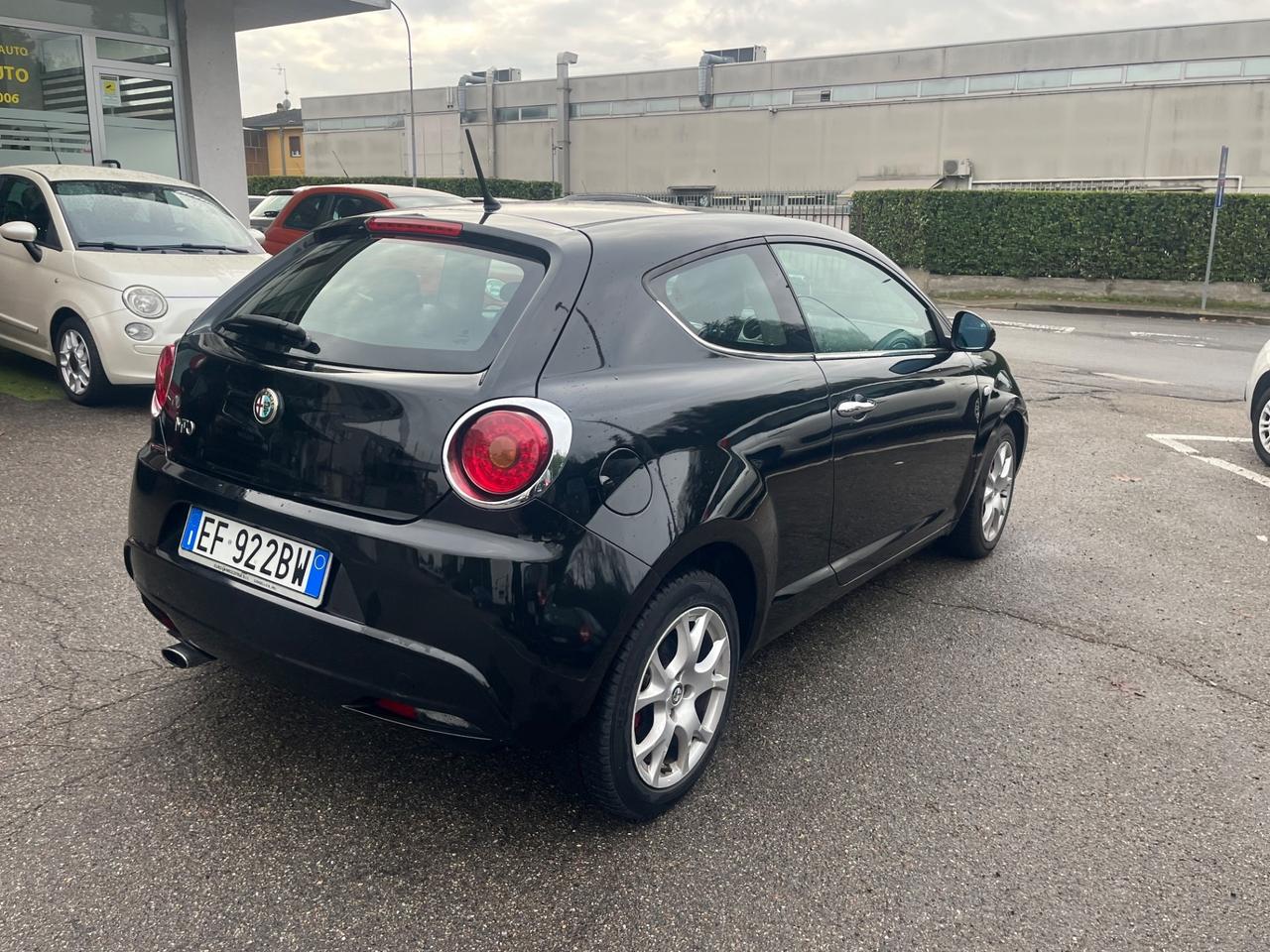 Alfa Romeo MiTo 1.4 78 CV Distinctive Premium Pack