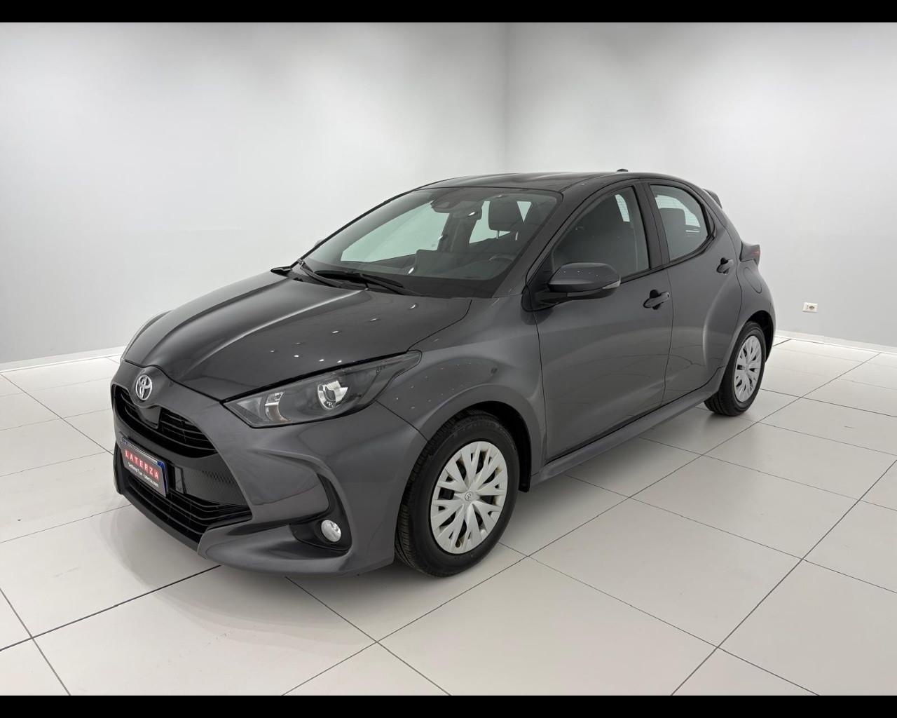 TOYOTA Yaris 1.0 Active