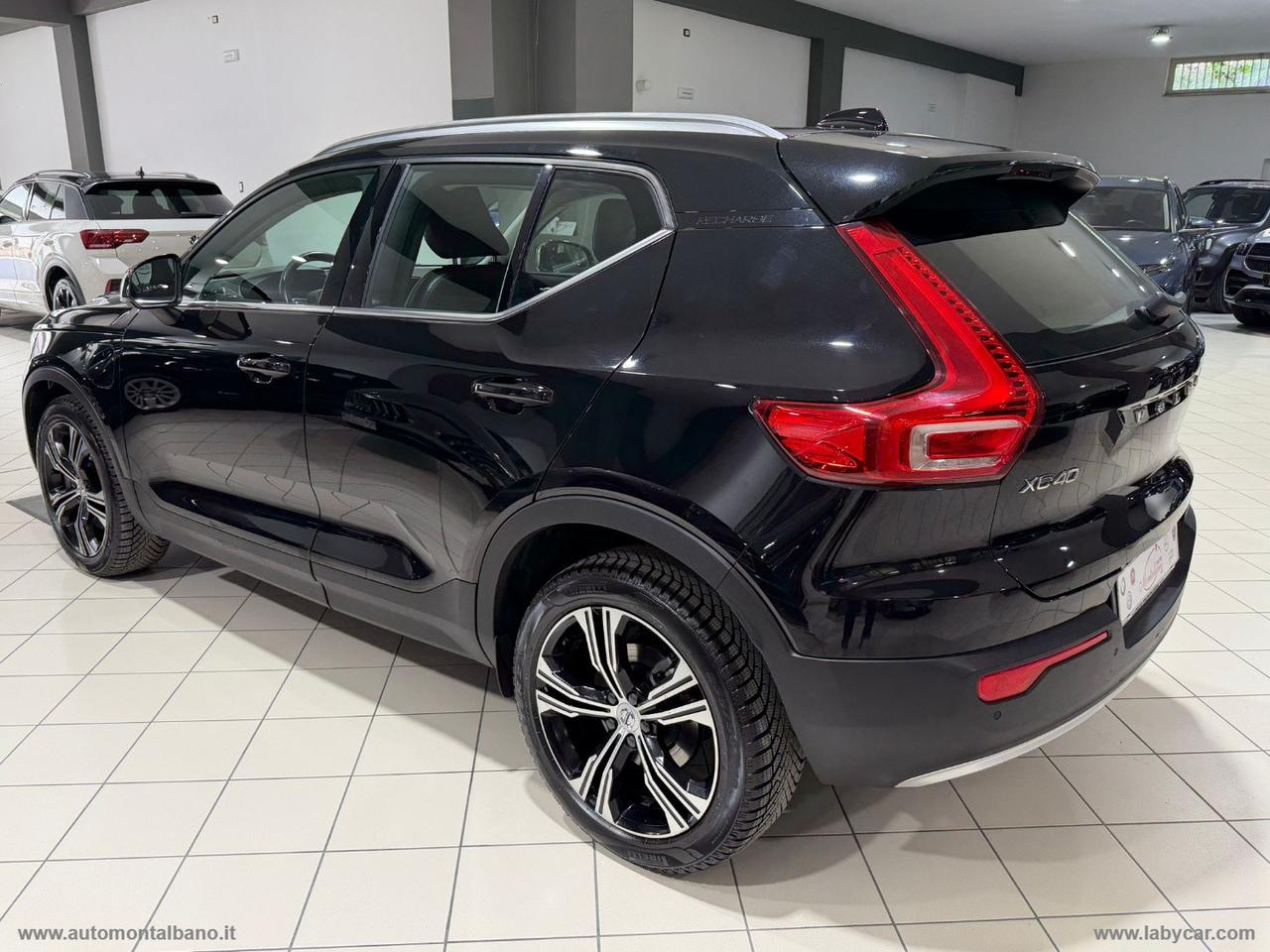 VOLVO XC40 T5 Recharge Plug-in R-design