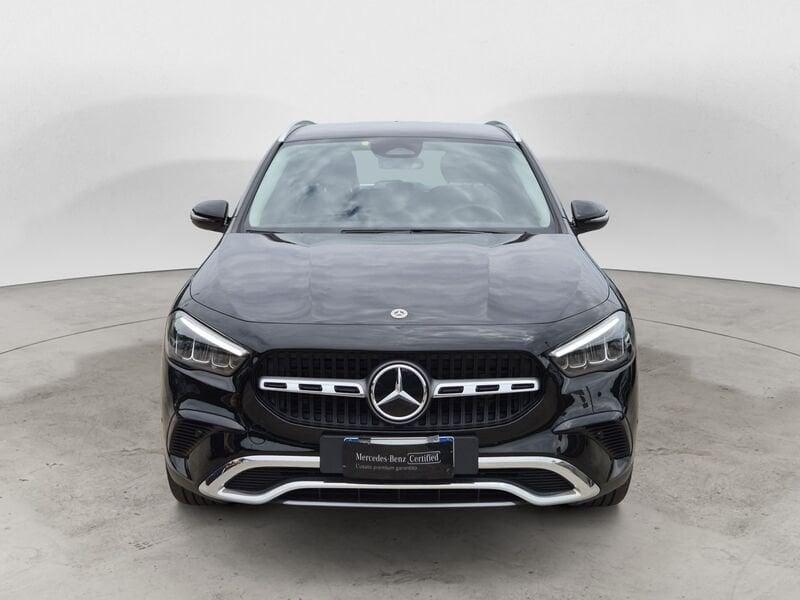 Mercedes-Benz GLA 180 Progressive Advanced Plus auto