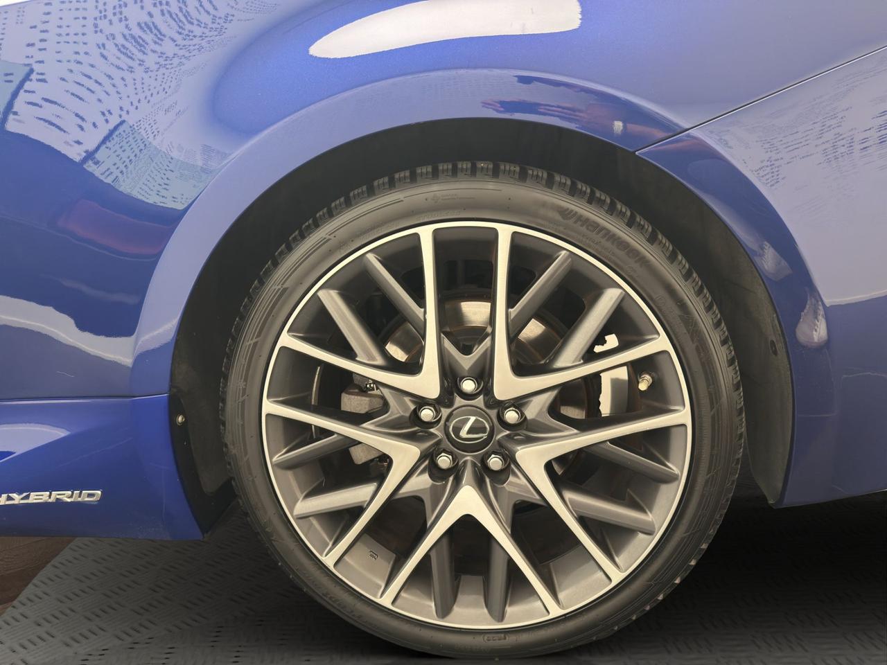 Lexus RC 300h 2.5 hev f-sport