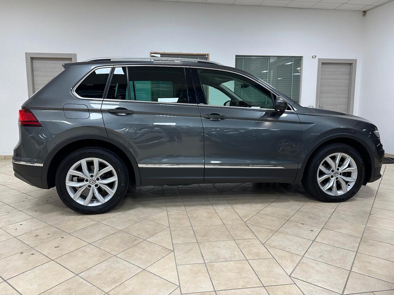 Volkswagen Tiguan 2.0 TDI DSG *IVA DEDUCIBILE*