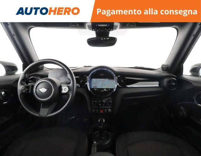 MINI Mini 1.5 Cooper Essential Cabrio