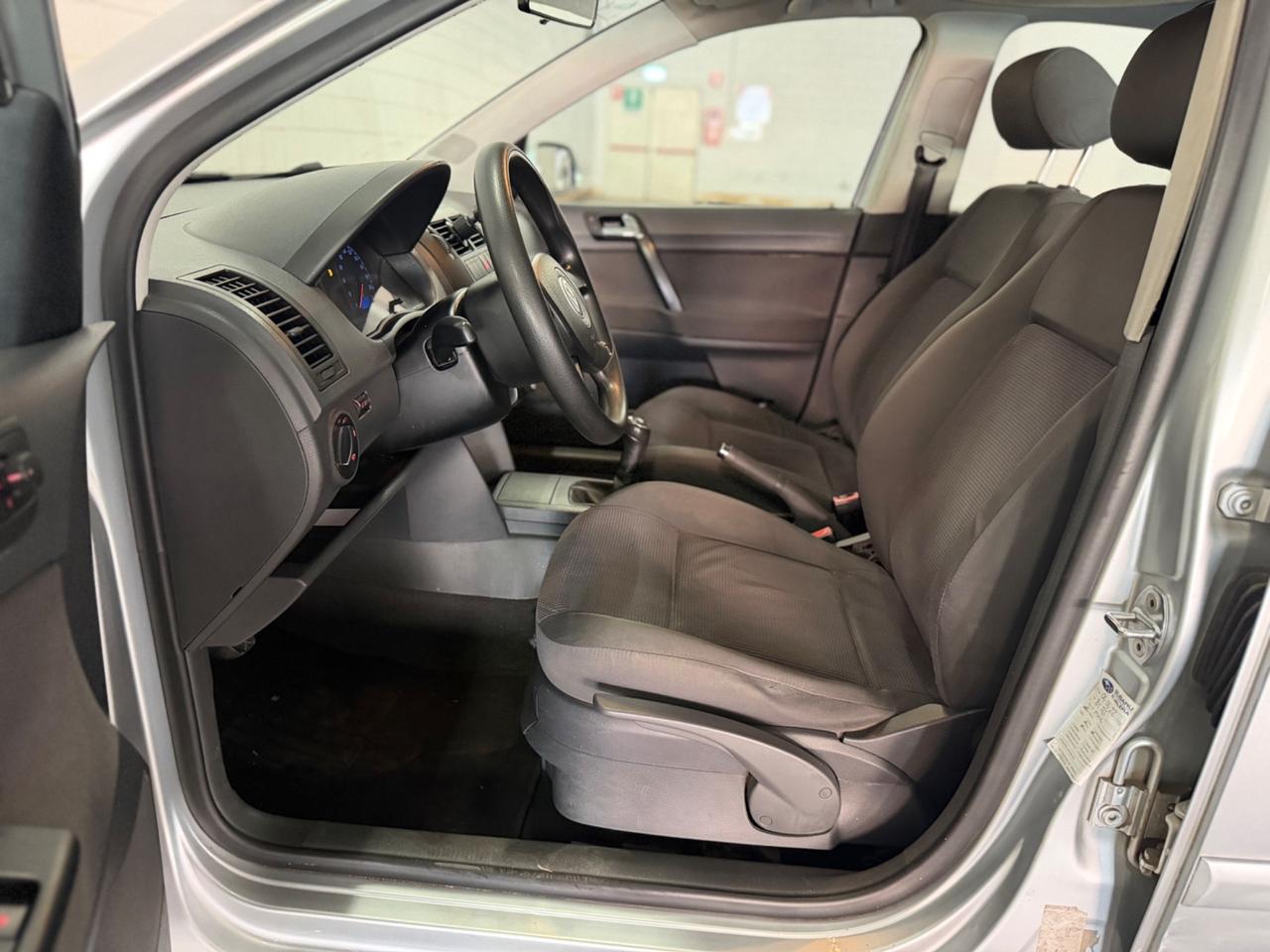 Volkswagen Polo 1.4/75CV 16V 5p. Sportline