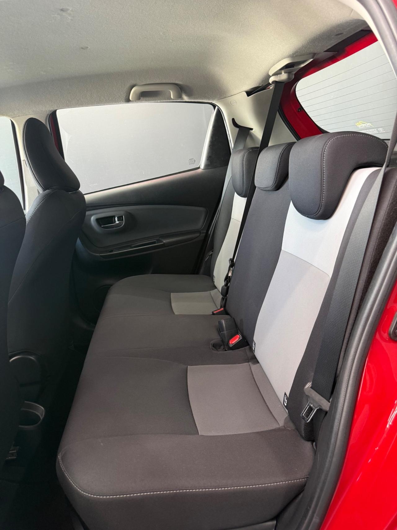 Toyota Yaris 1.5 Hybrid TREND RED EDITION 2018