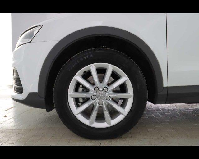 AUDI Q3 2.0 TDI 150 CV Business