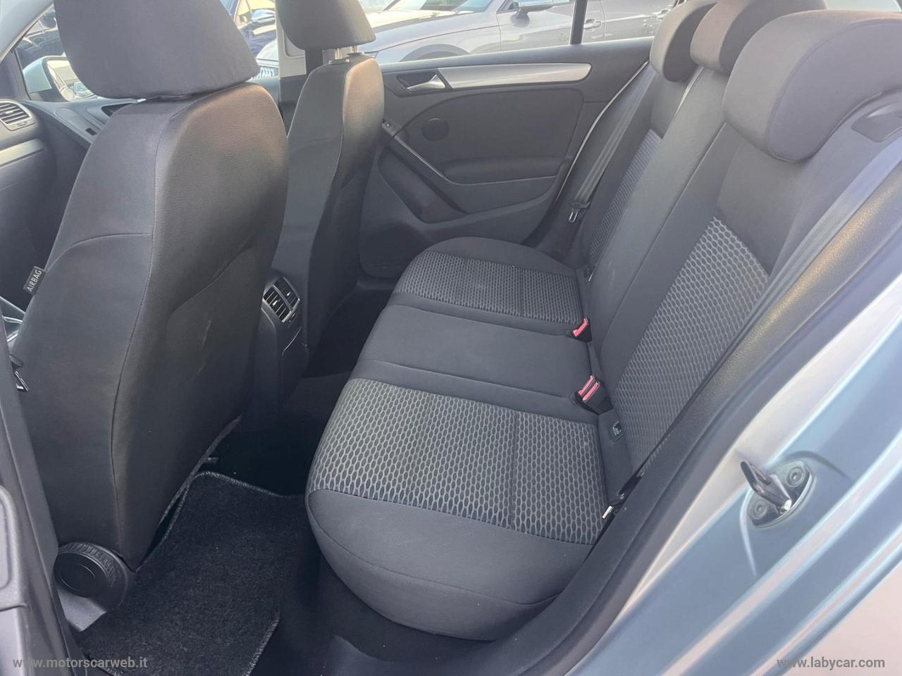 VOLKSWAGEN Golf 1.6 5p. Comfortline