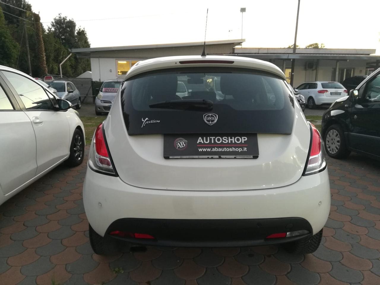 LANCIA - Ypsilon - 1.2 69 CV 5p. Gold - NEOPATENTA